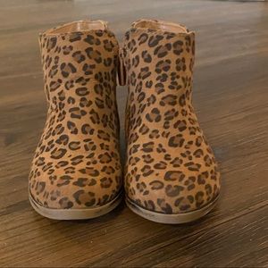 Cheetah Toddler Boots size 7- worn once!